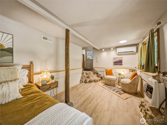 52607 S Riverside Road, Gold Bar, WA 98251