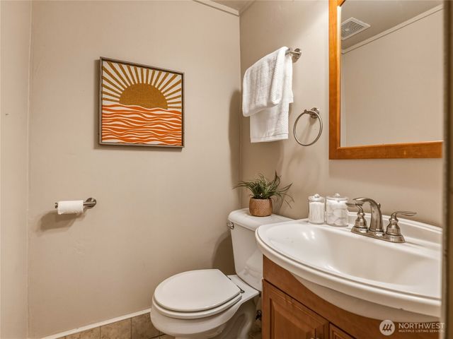 52607 S Riverside Road, Gold Bar, WA 98251