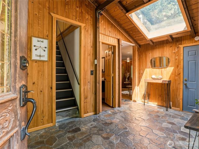 52607 S Riverside Road, Gold Bar, WA 98251