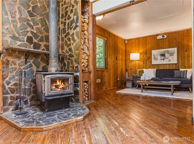 52607 S Riverside Road, Gold Bar, WA 98251
