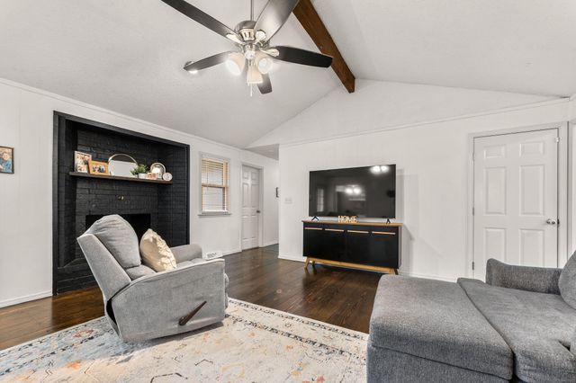 3320 S Graystone Avenue, Springfield, MO 65804