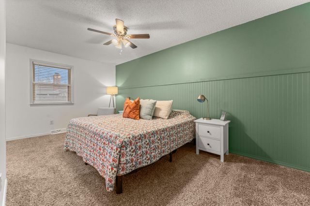 3320 S Graystone Avenue, Springfield, MO 65804