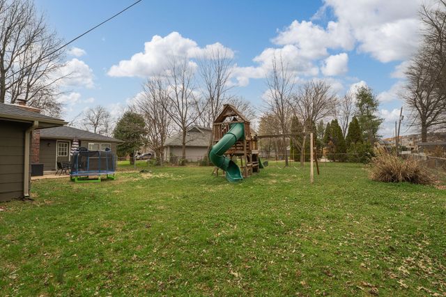 3320 S Graystone Avenue, Springfield, MO 65804