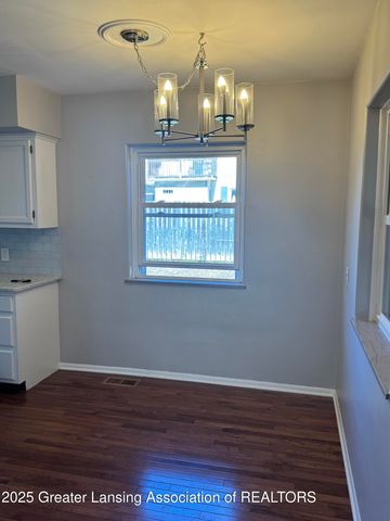 1632 Inverness Avenue, Lansing, MI 48915