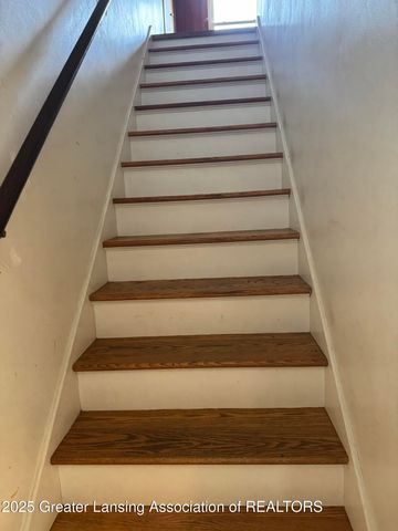 1632 Inverness Avenue, Lansing, MI 48915