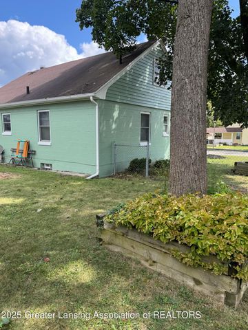 1632 Inverness Avenue, Lansing, MI 48915