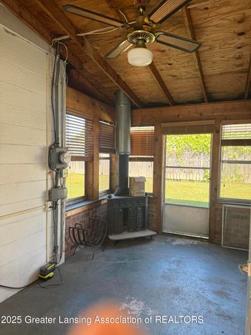 1632 Inverness Avenue, Lansing, MI 48915