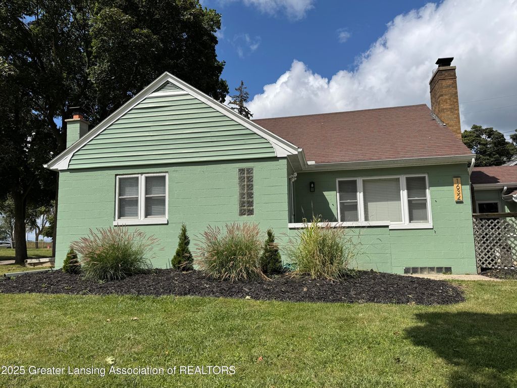 1632 Inverness Avenue, Lansing, MI 48915