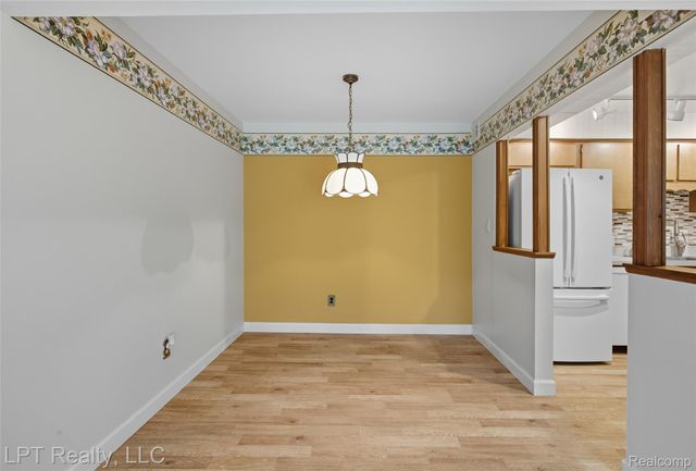 8715 Kennedy Circle 1, Warren, MI 48093