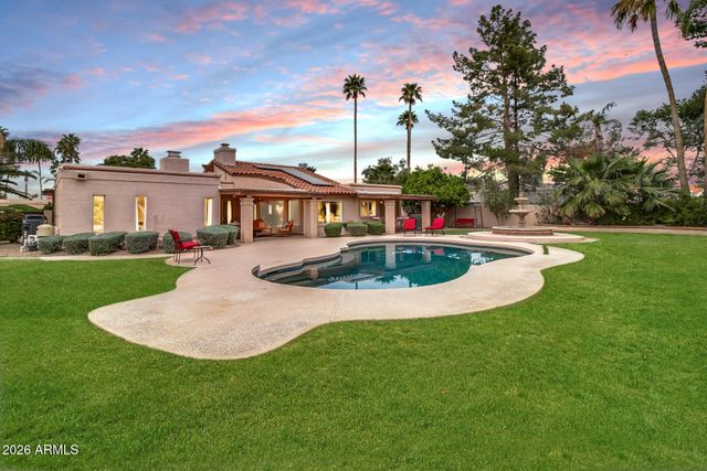 10675 E CINNABAR Avenue, Scottsdale, AZ 85258
