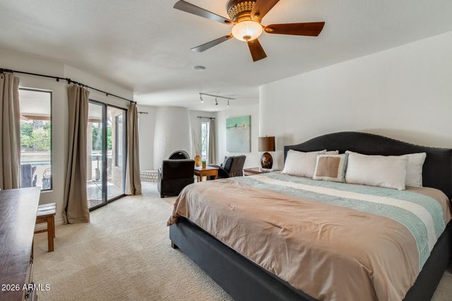 10675 E CINNABAR Avenue, Scottsdale, AZ 85258
