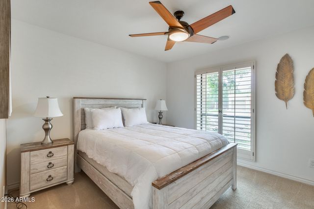 10675 E CINNABAR Avenue, Scottsdale, AZ 85258