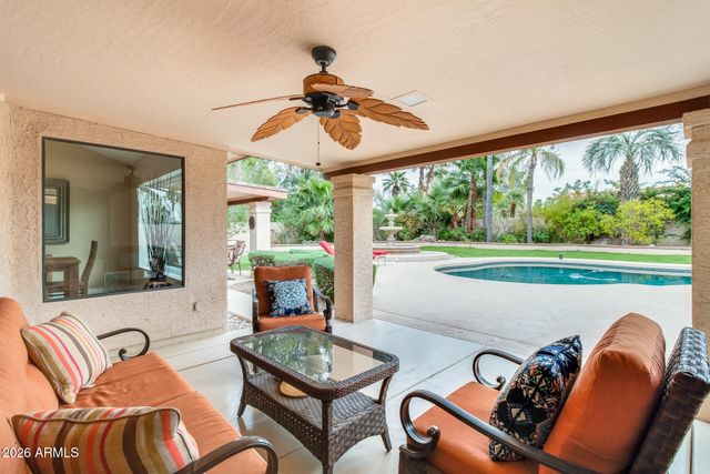 10675 E CINNABAR Avenue, Scottsdale, AZ 85258