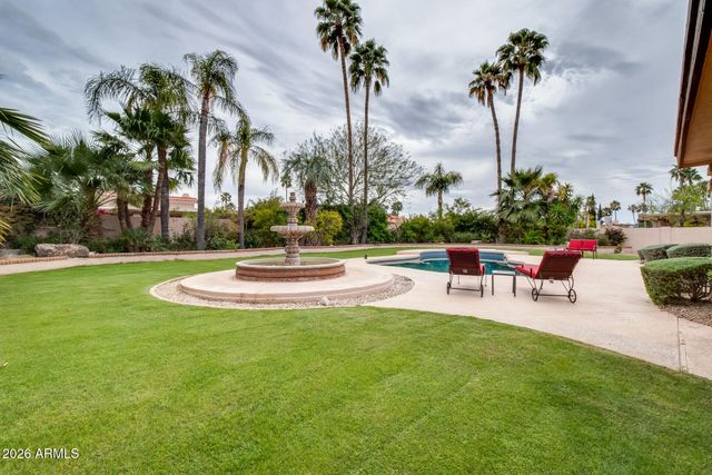 10675 E CINNABAR Avenue, Scottsdale, AZ 85258