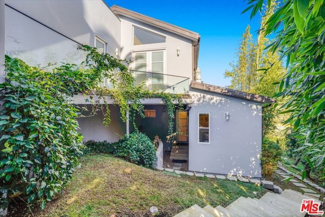 28927 W Beach Lane, Malibu, CA 90265