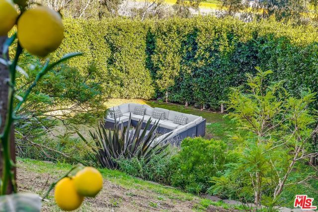 28927 W Beach Lane, Malibu, CA 90265