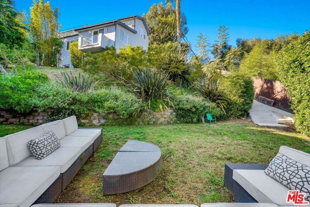 28927 W Beach Lane, Malibu, CA 90265