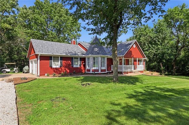 24512 Shadow Court, Peculiar, MO 64078