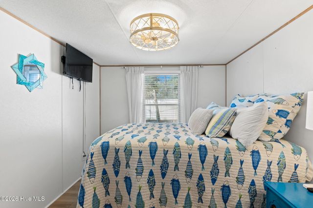 5456 Raven Road SW, Ocean Isle Beach, NC 28469