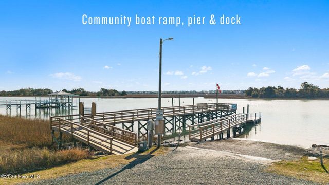 5456 Raven Road SW, Ocean Isle Beach, NC 28469