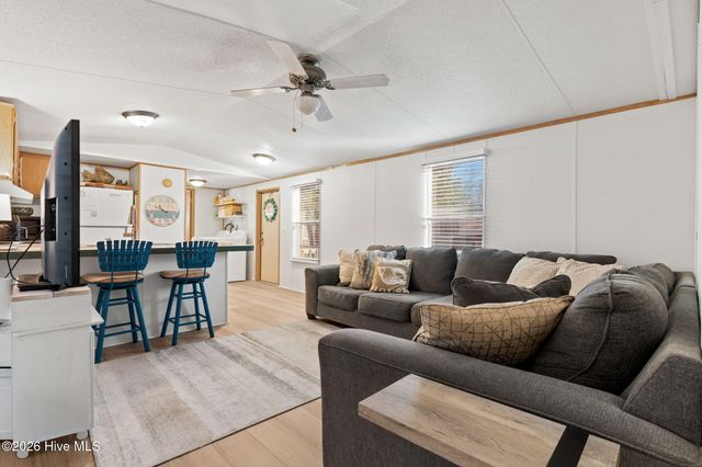 5456 Raven Road SW, Ocean Isle Beach, NC 28469