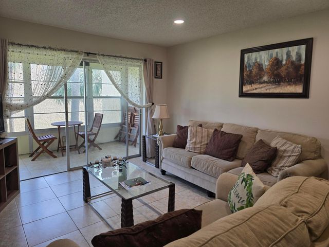 177 Lake Dora Drive, West Palm Beach, FL 33411