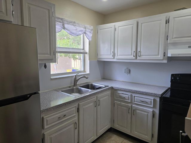 177 Lake Dora Drive, West Palm Beach, FL 33411