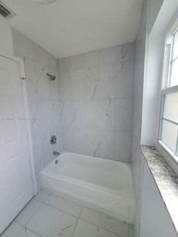 781 NW 155th Ter, Pembroke Pines, FL 33028