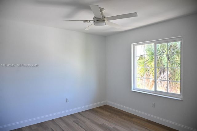 781 NW 155th Ter, Pembroke Pines, FL 33028