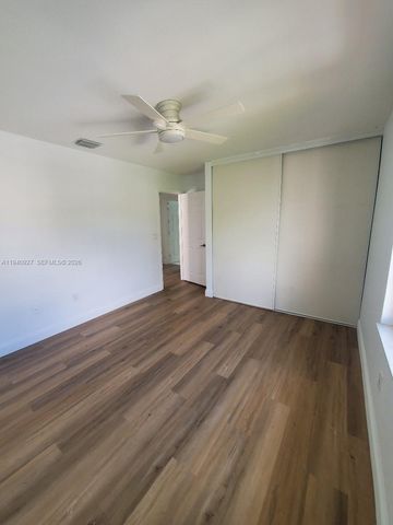 781 NW 155th Ter, Pembroke Pines, FL 33028