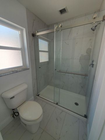 781 NW 155th Ter, Pembroke Pines, FL 33028