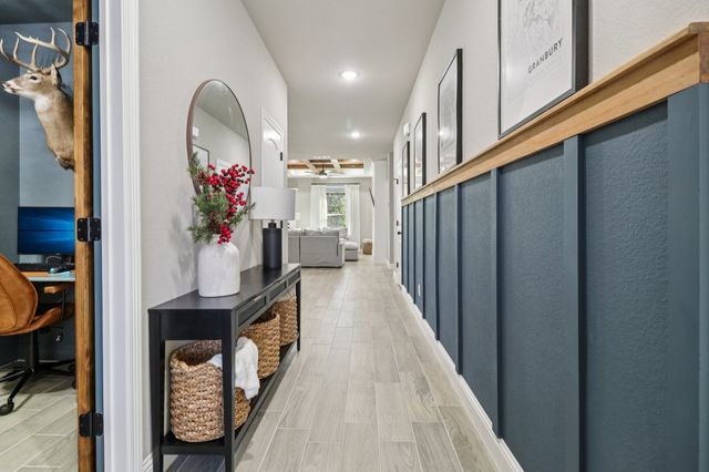 2503 Smokerise Trail, Granbury, TX 76048