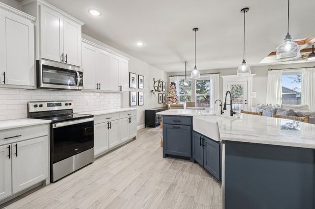 2503 Smokerise Trail, Granbury, TX 76048