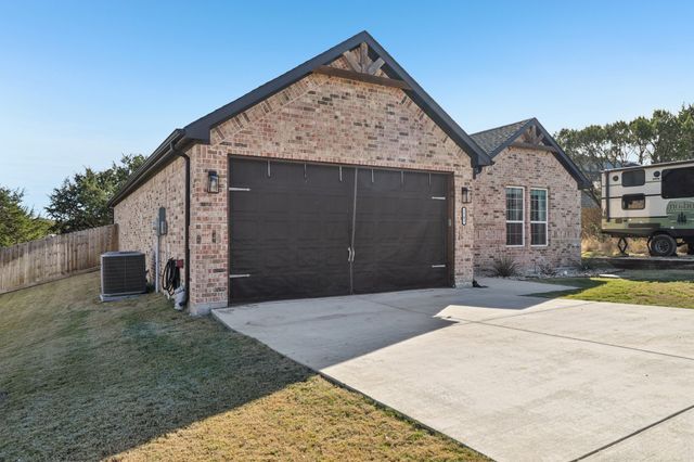 2503 Smokerise Trail, Granbury, TX 76048