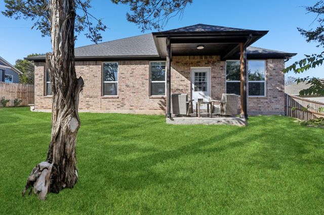 2503 Smokerise Trail, Granbury, TX 76048