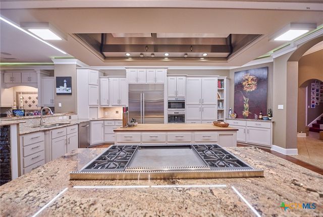 2205 Sunrise Drive, Belton, TX 76513