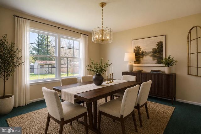 894 HERMAN RD, Horsham, PA 19044
