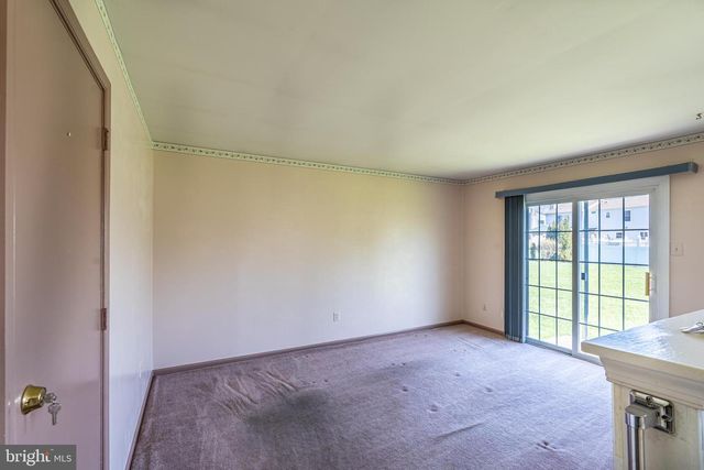 894 HERMAN RD, Horsham, PA 19044