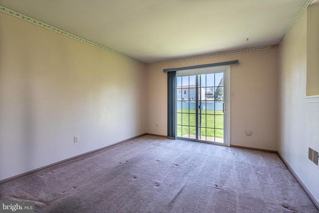894 HERMAN RD, Horsham, PA 19044