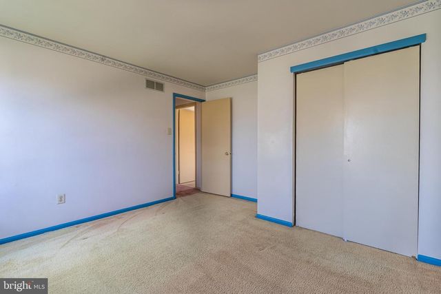 894 HERMAN RD, Horsham, PA 19044