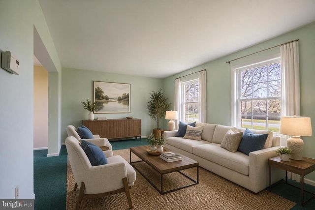 894 HERMAN RD, Horsham, PA 19044
