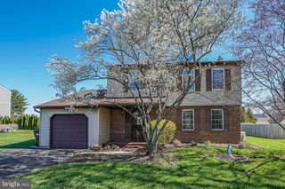 894 HERMAN RD, Horsham, PA 19044