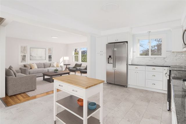 616 River Avenue, Providence, RI 02908