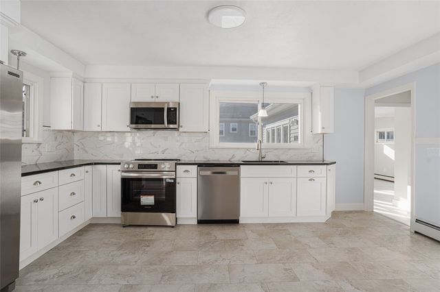 616 River Avenue, Providence, RI 02908