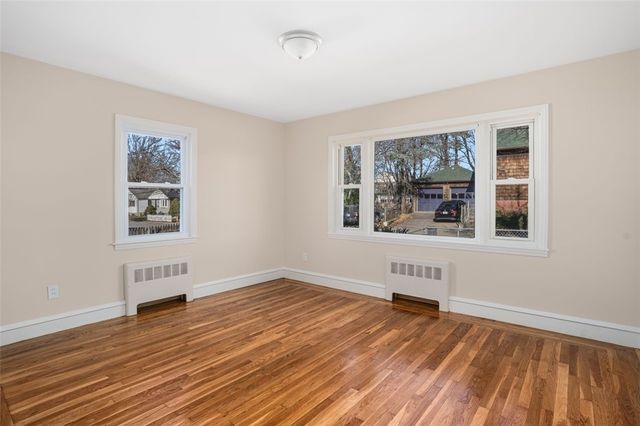 616 River Avenue, Providence, RI 02908