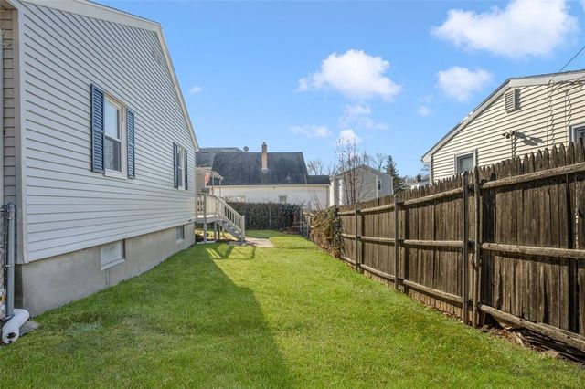 616 River Avenue, Providence, RI 02908