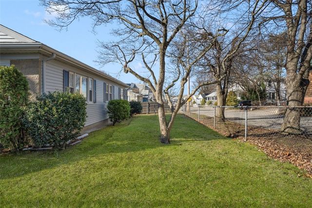 616 River Avenue, Providence, RI 02908