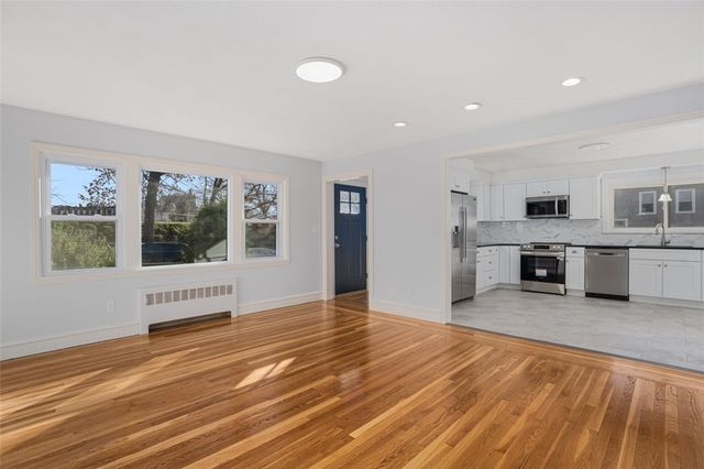 616 River Avenue, Providence, RI 02908