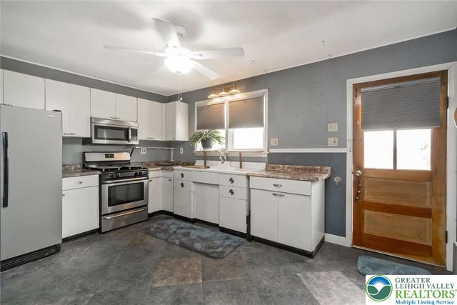 1852 1st Street, Bethlehem Twp, PA 18020