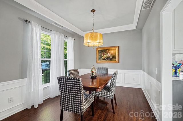 7024 Saranac Lane, Charlotte, NC 28105